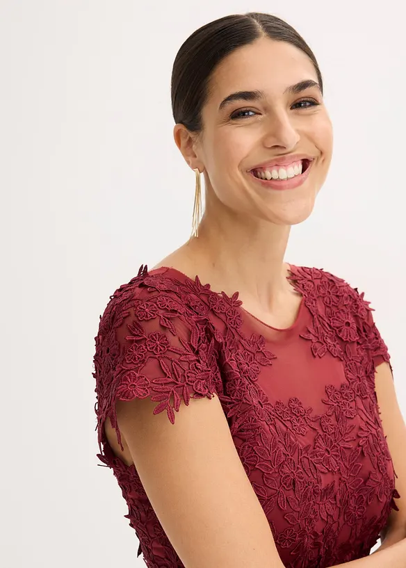 Robe midi en tulle délicat avec dentelle, bonprix