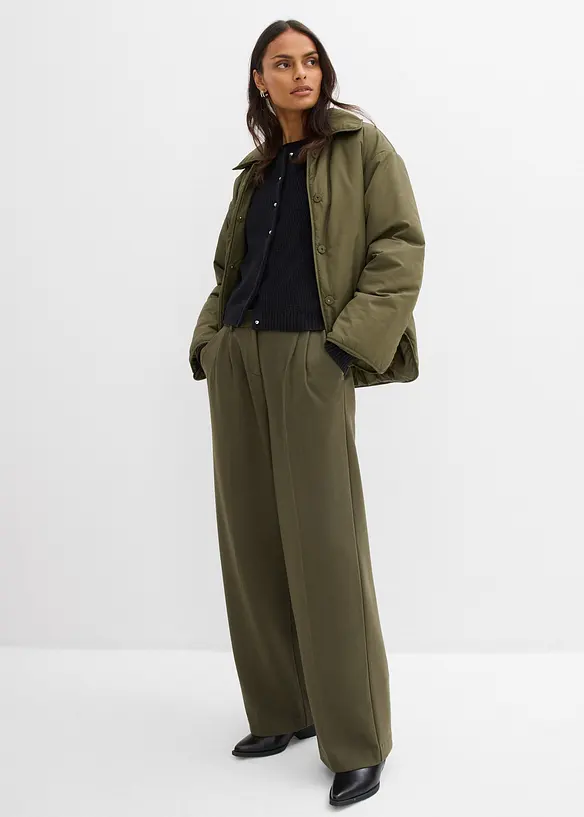 Gilet en maille avec boutons décoratifs, bonprix