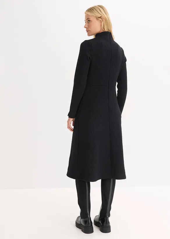 Robe midi &eacute;vas&eacute;e, bonprix