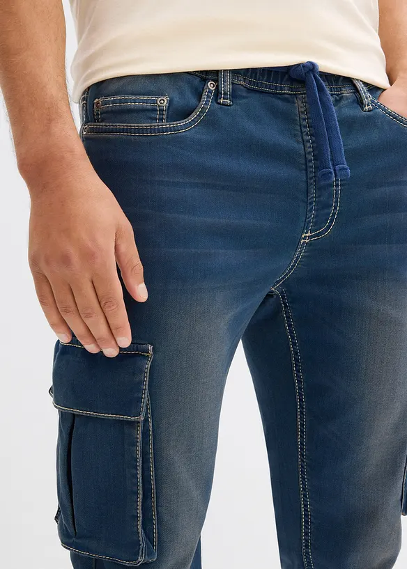 Jean jogger droit &agrave; poches cargo, slim, bonprix