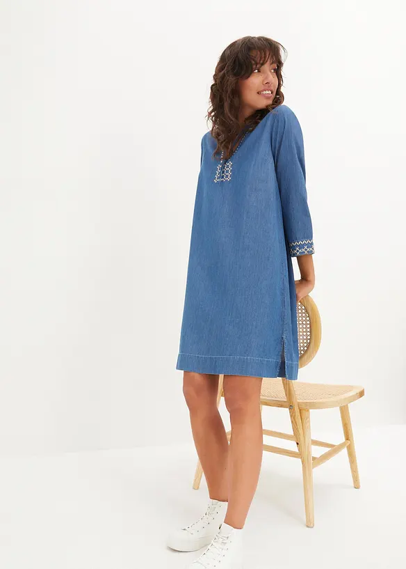 Robe en jean avec broderie, bonprix