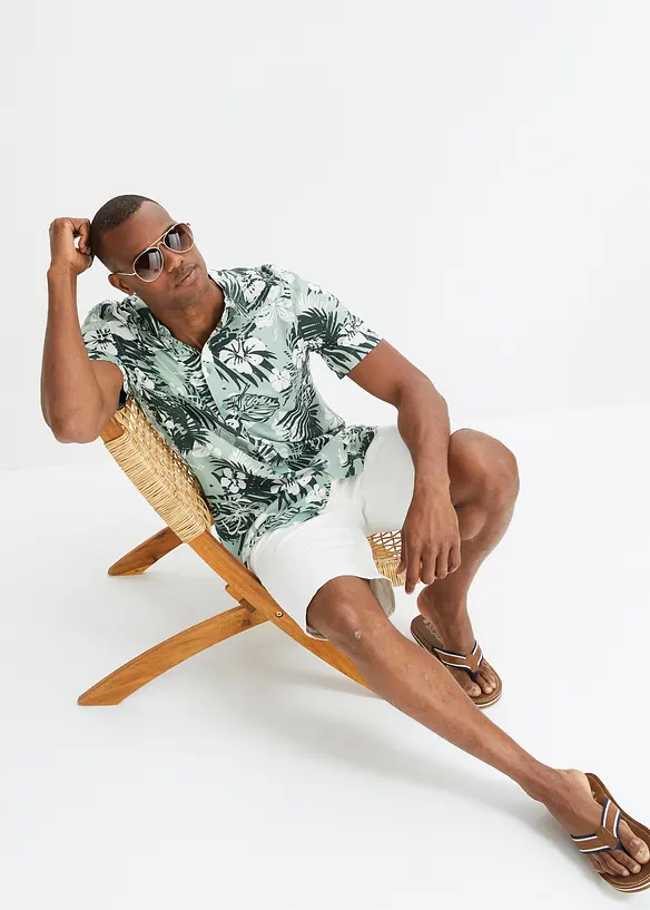 Chemise manches courtes en viscose, bonprix