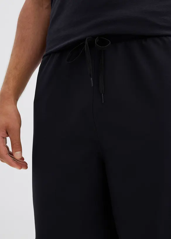 Short de sport homme en mati&egrave;re l&eacute;g&egrave;re, bonprix