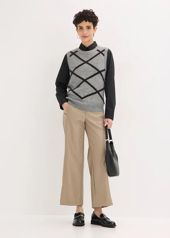 Pull sans manches &agrave; motif en maille poilue, bonprix