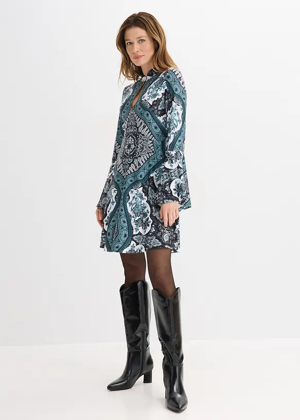 Robe en jersey avec col montant et manches volant&eacute;es, bonprix