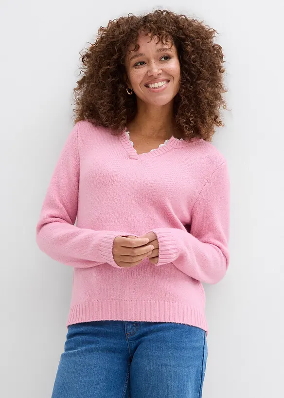 Pull &agrave; empi&egrave;cement dentelle, bonprix