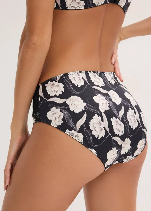 Slip Maxi en mati&egrave;re brillante avec dentelle, bonprix