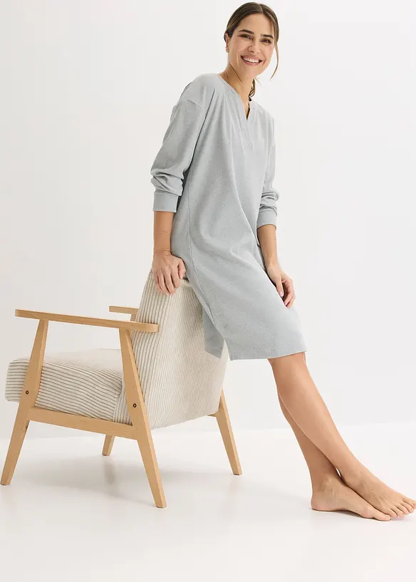 Robe d&rsquo;int&eacute;rieur en douce maille c&ocirc;tel&eacute;e, bonprix