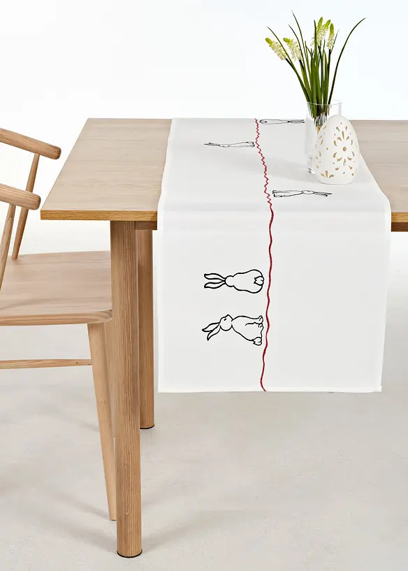 Chemin de table imprim&eacute; lapins, bonprix