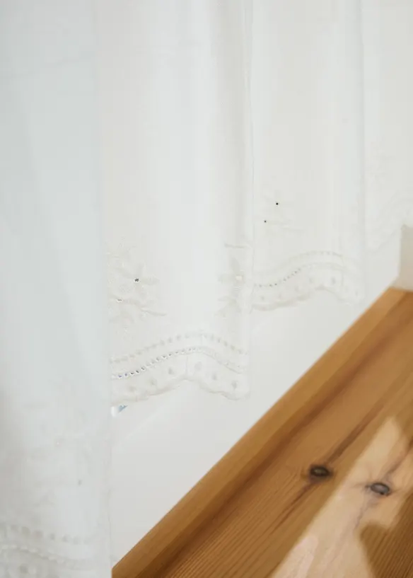 Brise-bise brod&eacute; en coton, bonprix