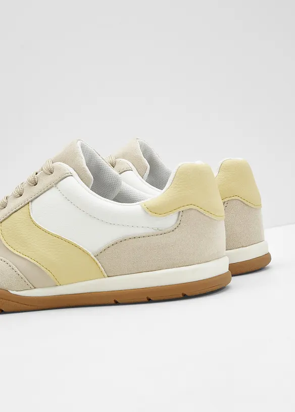 Sneakers au look r&eacute;tro, bonprix