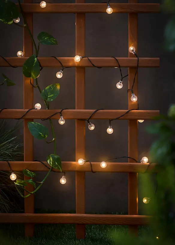 Guirlande lumineuse solaire avec 50 petites sph&egrave;res LED, bonprix