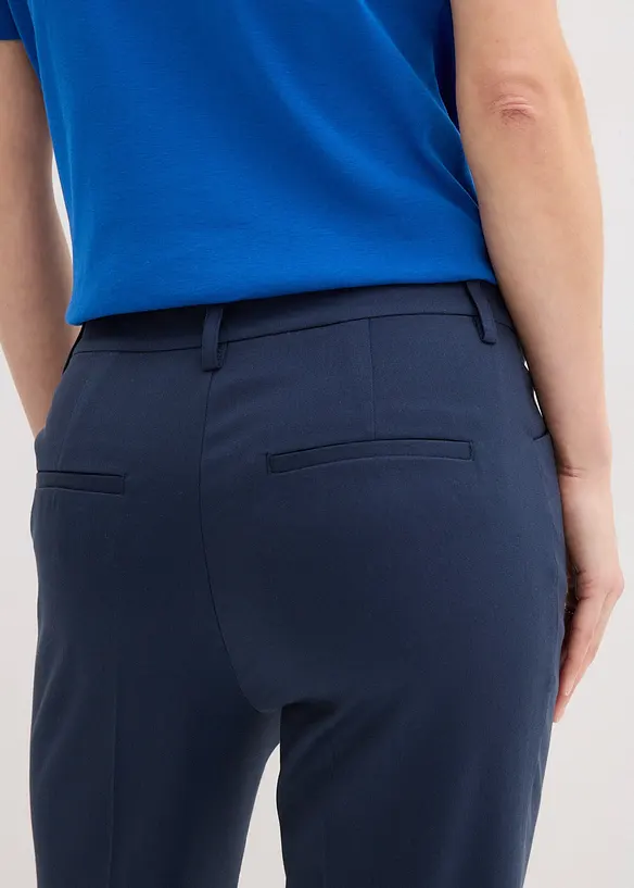 Pantalon 7/8 &eacute;vas&eacute; avec bouton d&eacute;coratif, bonprix