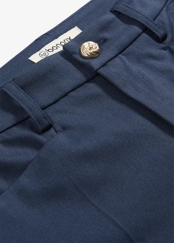 Pantalon 7/8 &eacute;vas&eacute; avec bouton d&eacute;coratif, bonprix