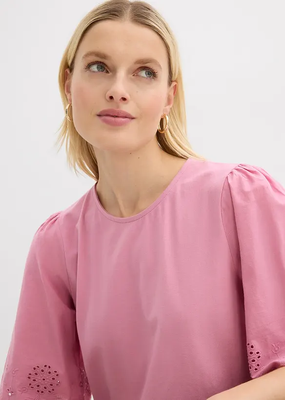 T-shirt &agrave; broderie anglaise, bonprix