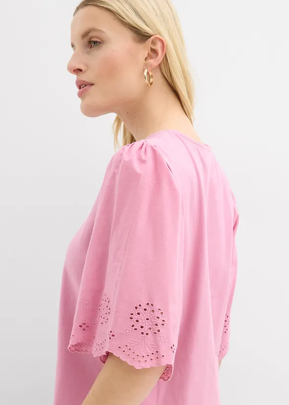 T-shirt &agrave; broderie anglaise, bonprix