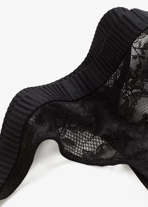 String mini en dentelle douxe, bonprix