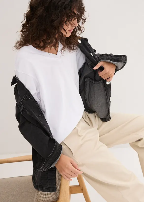 Lot de 5 T-shirts longs et amples &agrave; col V, bonprix