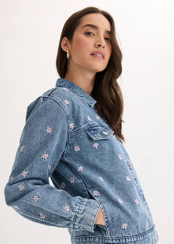 Veste en jean avec fleurs brod&eacute;es, bonprix