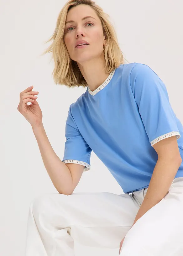 T-shirt &agrave; liser&eacute;s en dentelle, bonprix