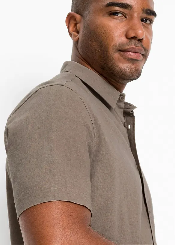 Chemise manches courtes l&eacute;g&egrave;re, bonprix