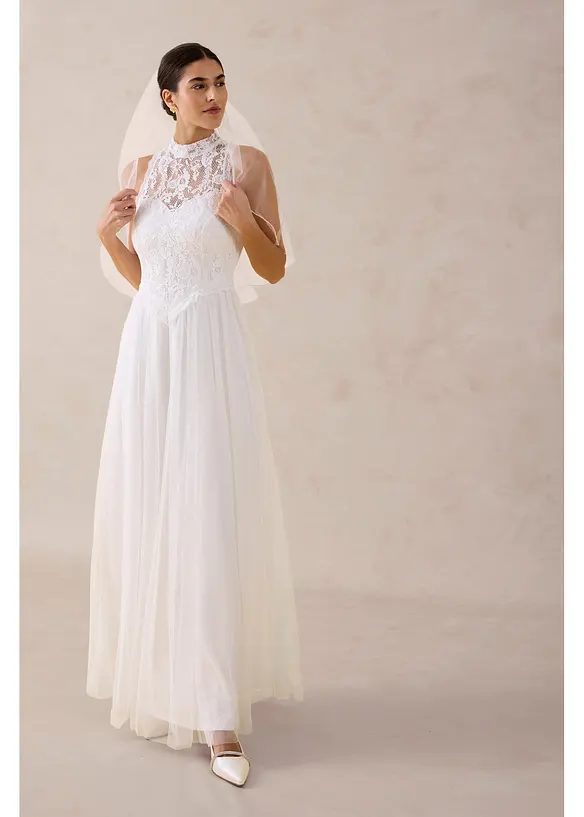 Robe de mari&eacute;e en tulle et dentelle, bonprix