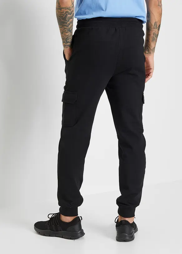 Pantalon de jogging &agrave; poches cargo, bonprix