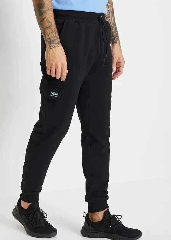 Pantalon de jogging &agrave; poches cargo, bonprix