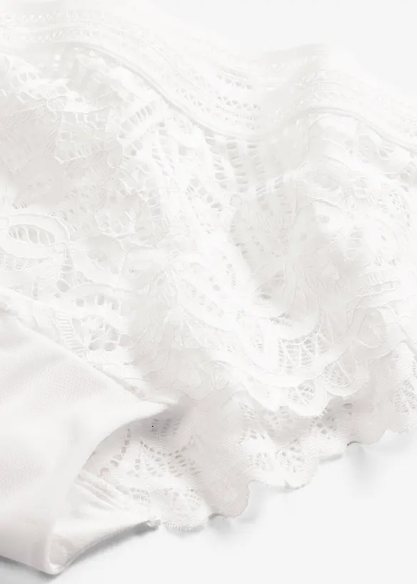 Culotte en dentelle raffin&eacute;e, bonprix