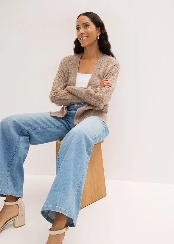 Gilet en maille ajour&eacute;e, bonprix