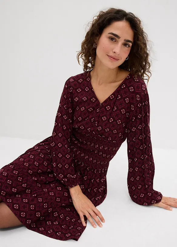 Robe courte en viscose fluide, bonprix