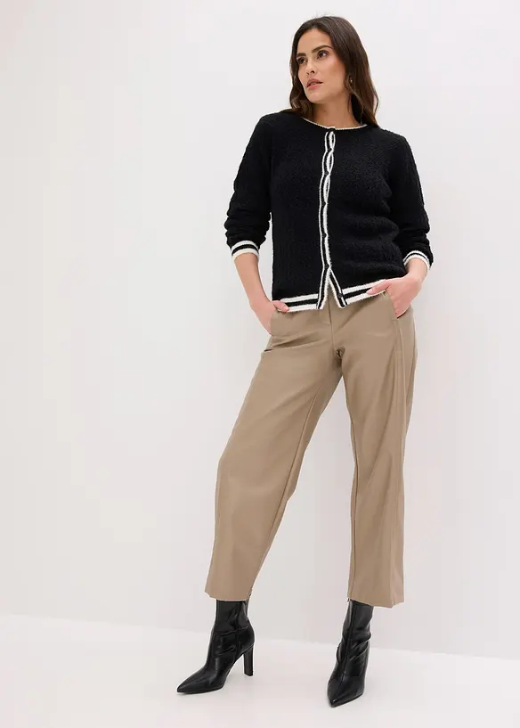 Gilet en maille poilue ajour&eacute;e, bonprix