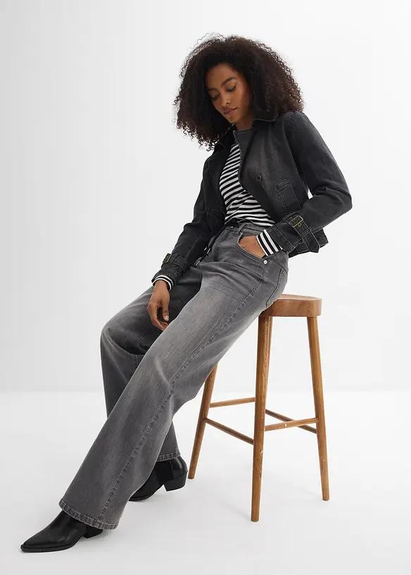 Jean droit loose, taille haute, bonprix