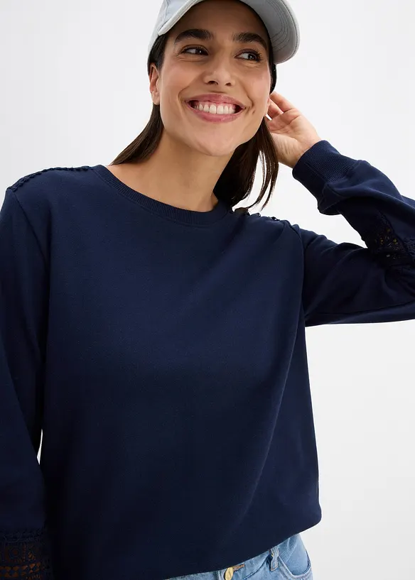 Sweat avec d&eacute;tails crochet, bonprix