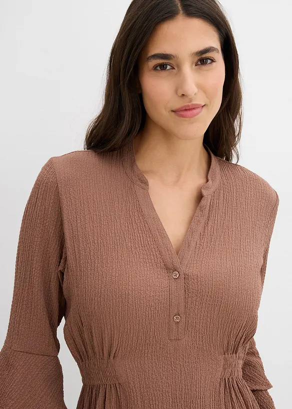 Robe en mati&egrave;re textur&eacute;e, bonprix