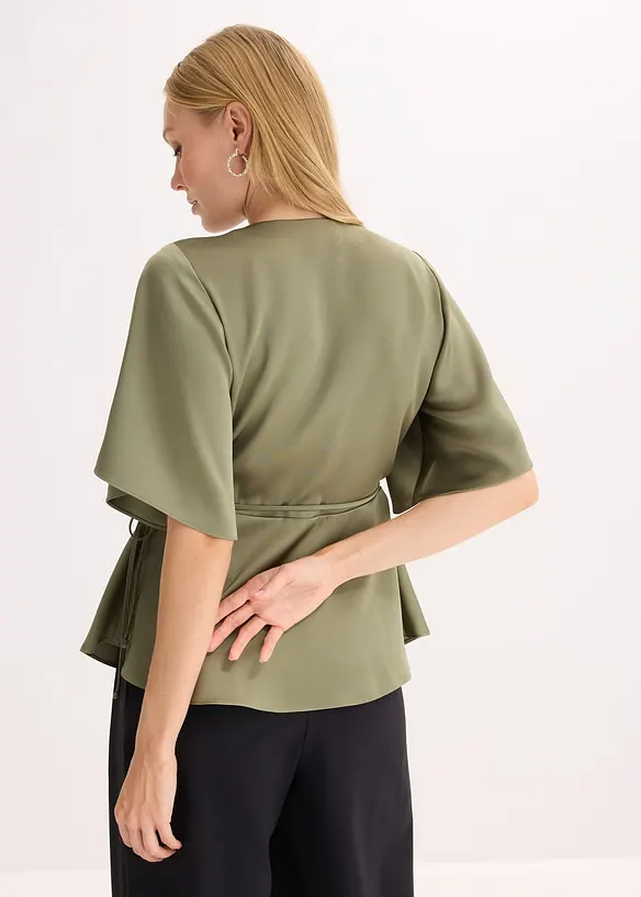 Blouse manches courtes &agrave; d&eacute;collet&eacute; plongeant, bonprix