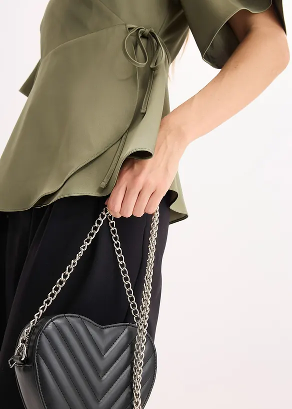 Blouse manches courtes &agrave; d&eacute;collet&eacute; plongeant, bonprix