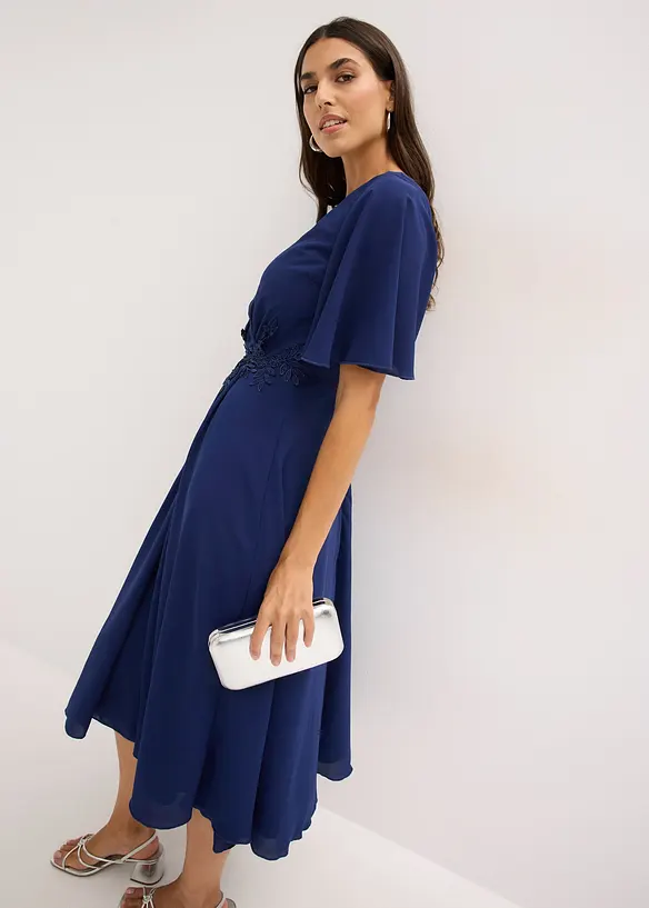 Robe de cocktail avec applications de dentelle, bonprix