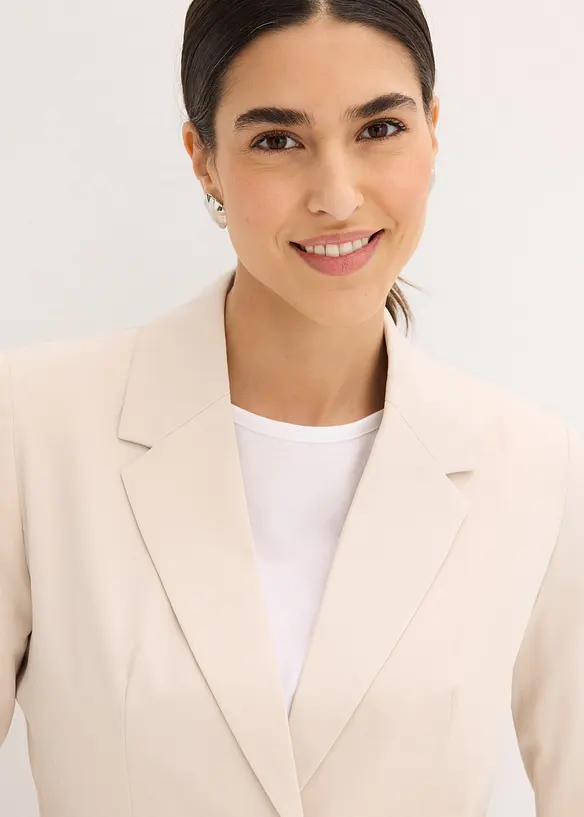 Blazer court avec poches &agrave; rabat, bonprix