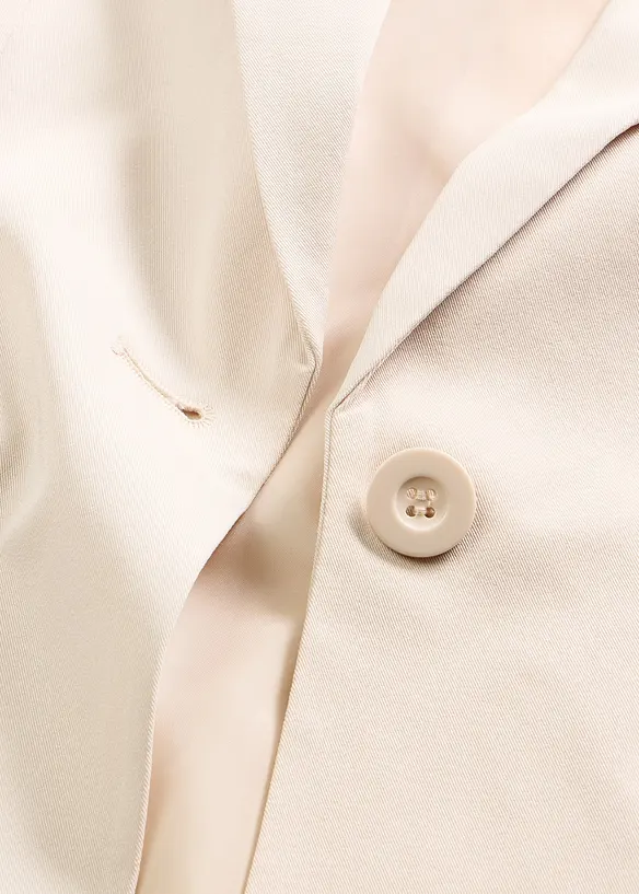 Blazer court avec poches &agrave; rabat, bonprix