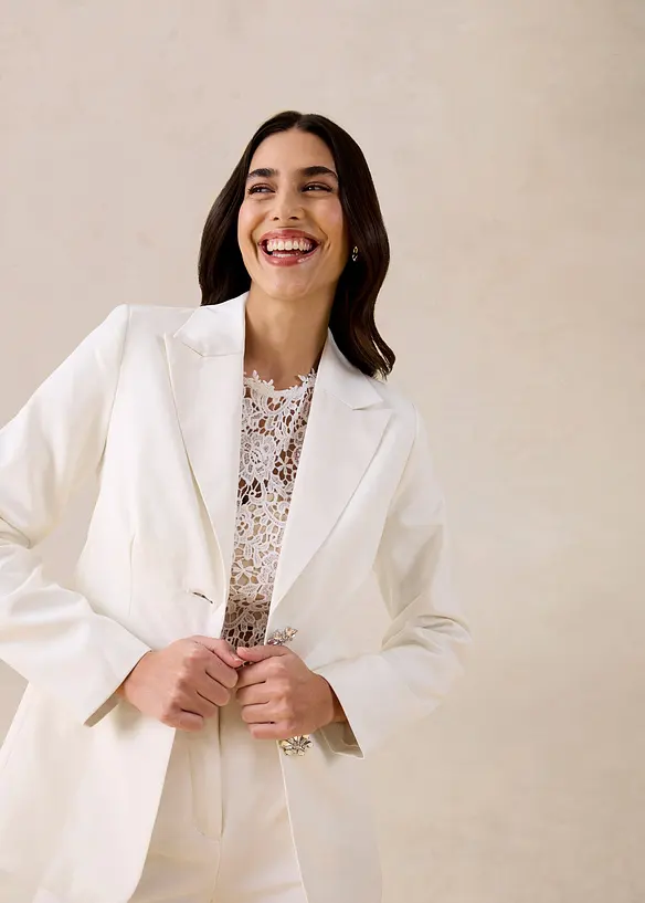 Blazer &agrave; boutons d&eacute;coratifs, bonprix