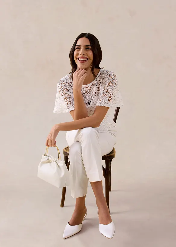 T-shirt &agrave; dentelle, bonprix