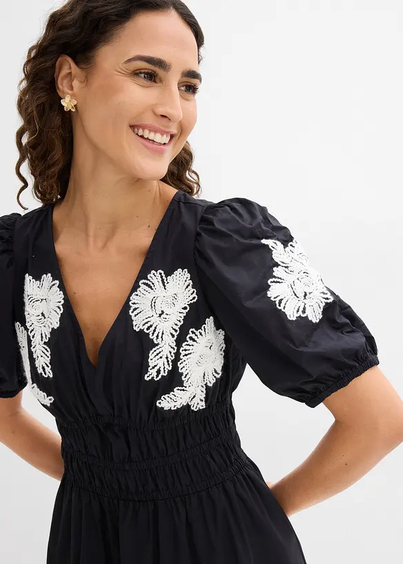 Robe midi brod&eacute;e, bonprix