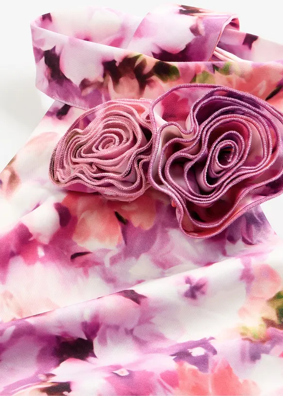 Robe de soir&eacute;e avec fleurs appliqu&eacute;es, bonprix