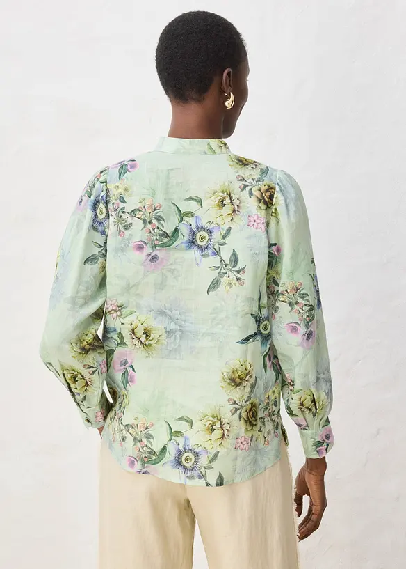 Blouse volant&eacute;e en ramie rafra&icirc;chissante, bonprix