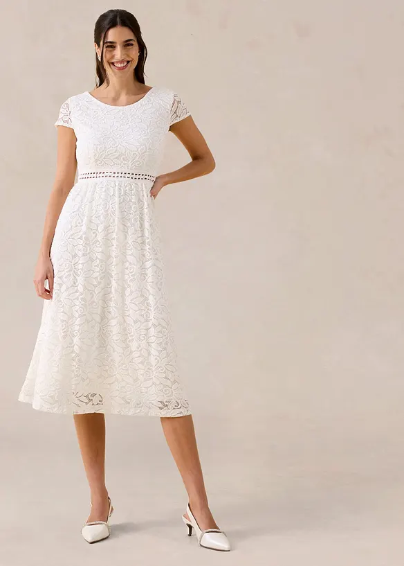 Robe en dentelle avec empi&egrave;cement crochet &agrave; la taille, bonprix