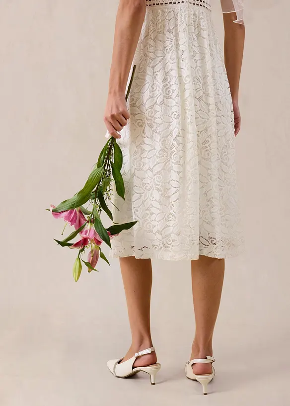 Robe en dentelle avec empi&egrave;cement crochet &agrave; la taille, bonprix