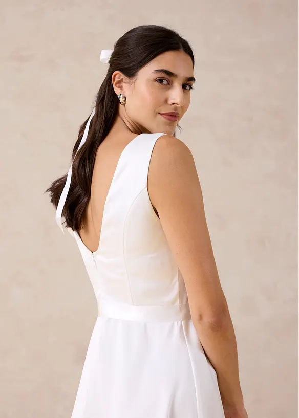 Robe fourreau en satin brillant, bonprix