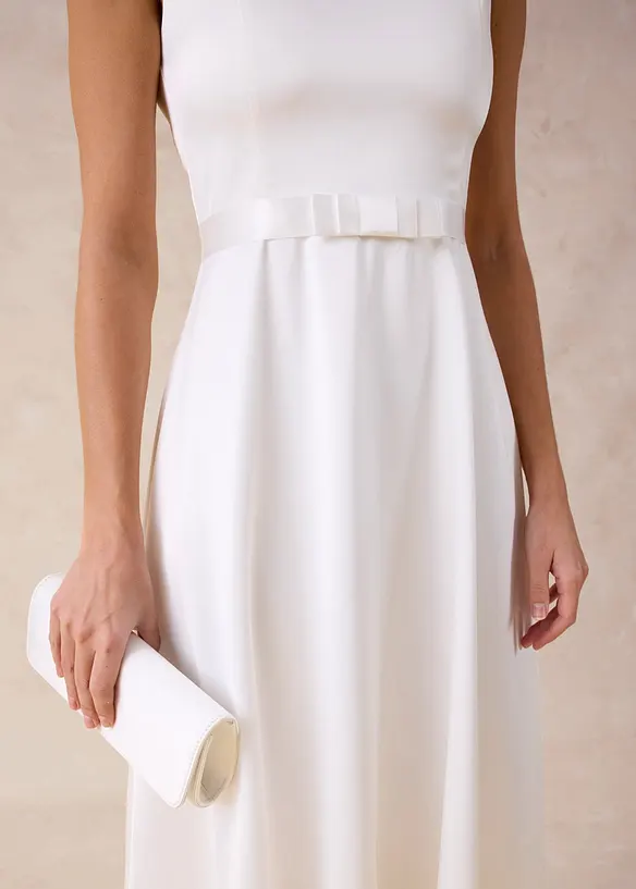 Robe fourreau en satin brillant, bonprix