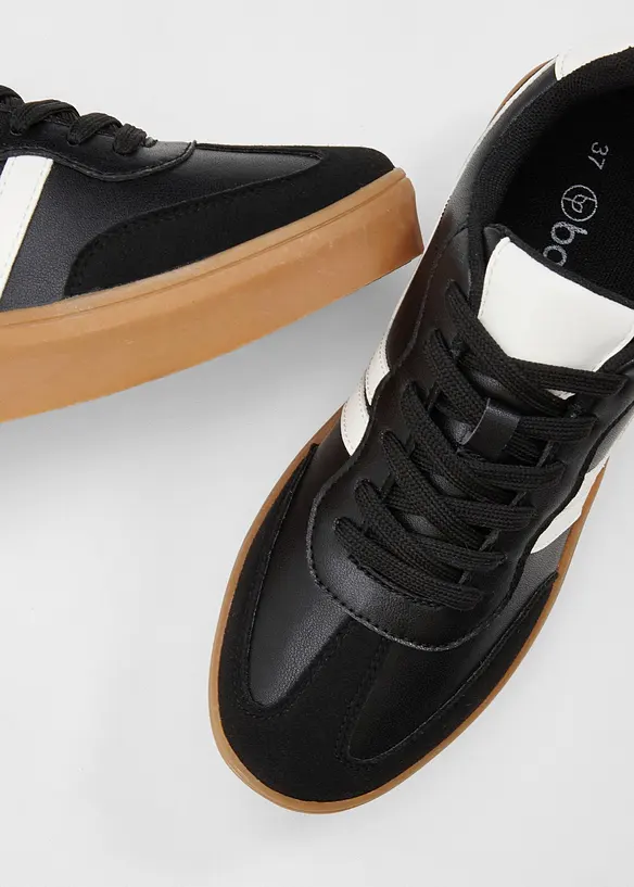 Sneakers &agrave; plateforme r&eacute;tro, bonprix